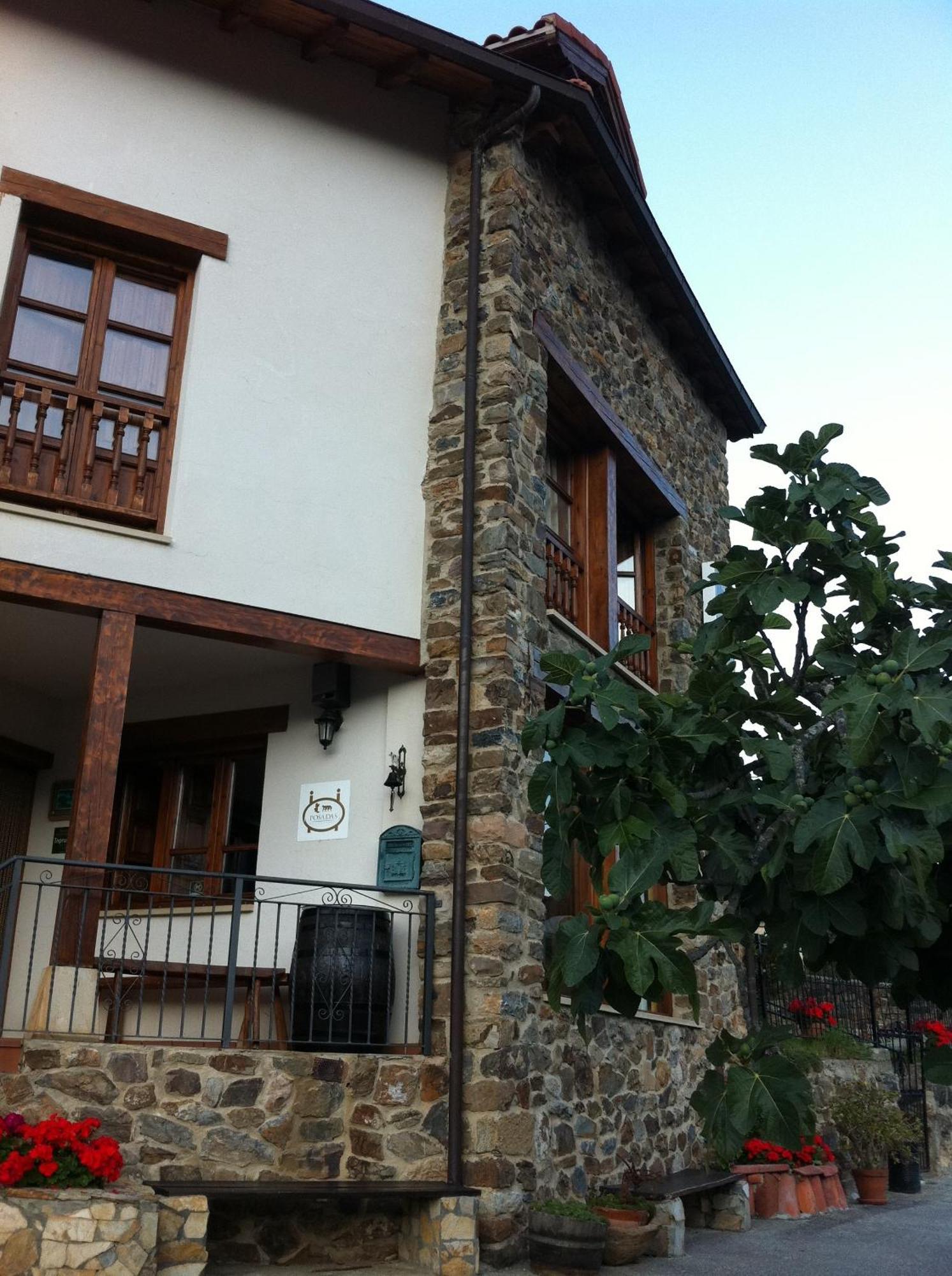 Mirador De Enterrias Hotell Exteriör bild